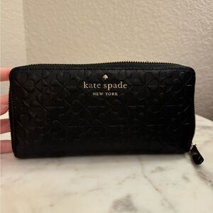 Kate Spade wallet in black